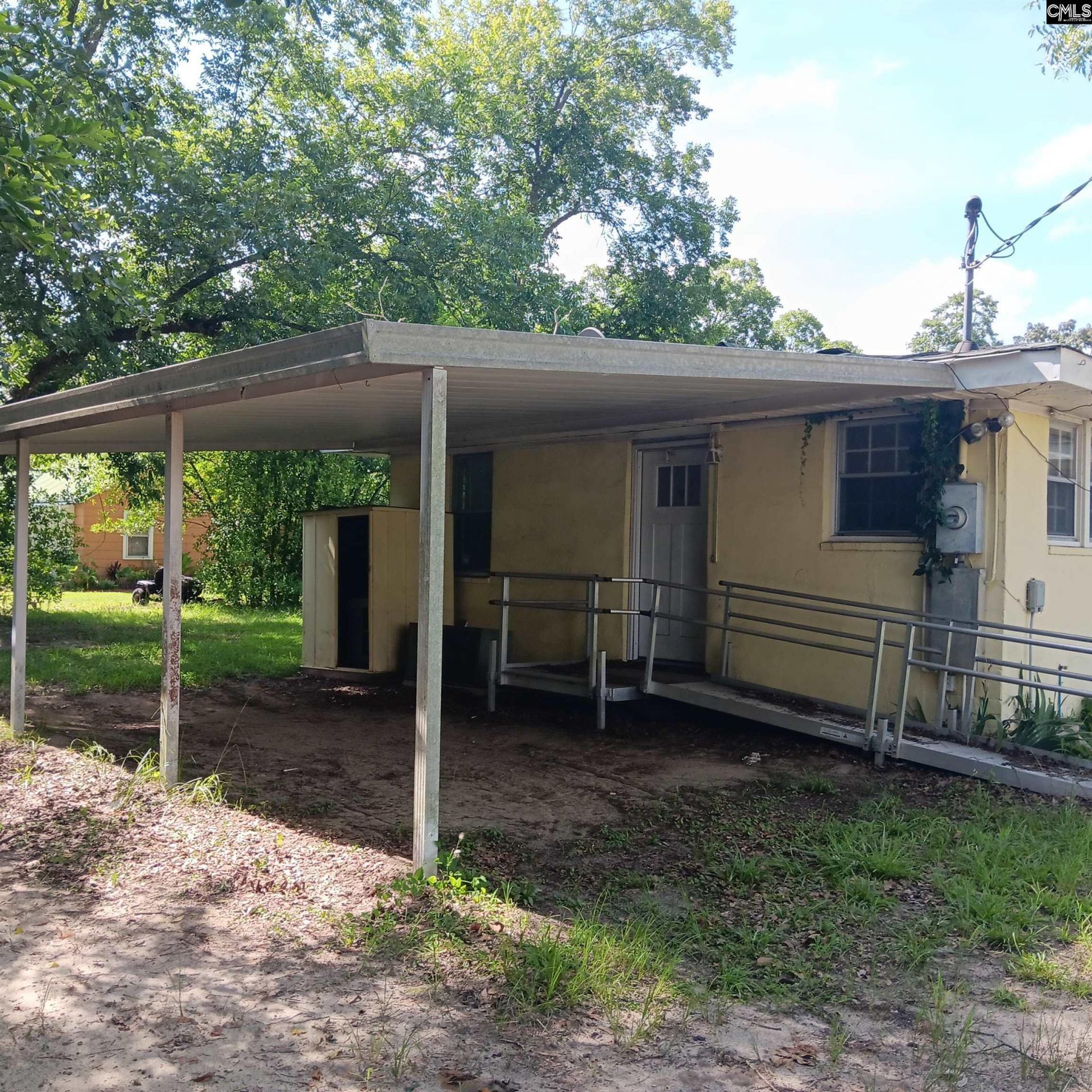 805 Driftwood Lane  Photo 11