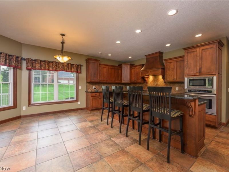 834 Forrest Ridge Drive , Dover, OH 44622 Photo 15