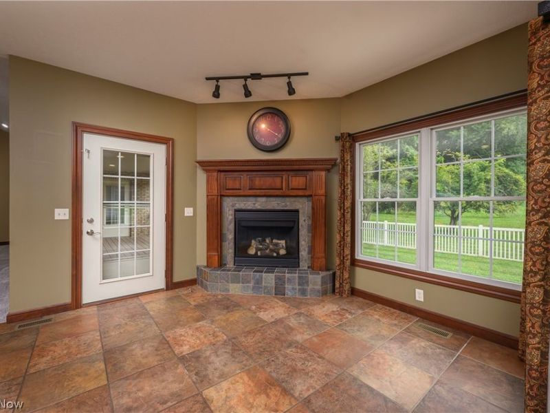 834 Forrest Ridge Drive , Dover, OH 44622 Photo 19