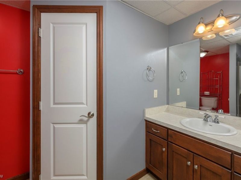 834 Forrest Ridge Drive , Dover, OH 44622 Photo 32