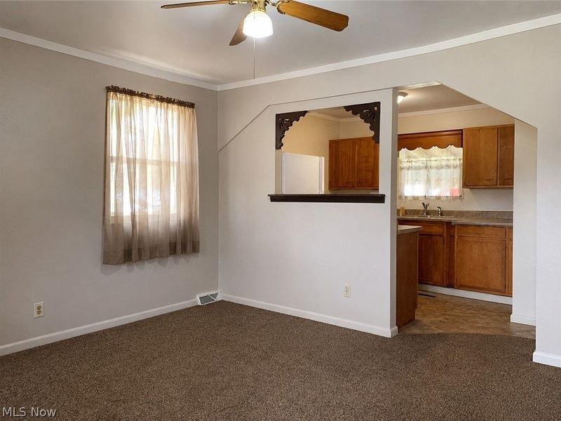 1351 Mazda Street NE, Warren, OH 44483 Photo 4