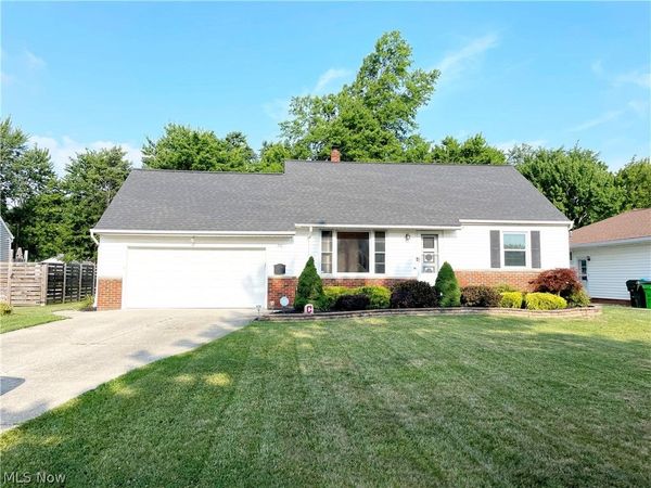 716 Franklin Boulevard , Highland Heights, OH 44143
