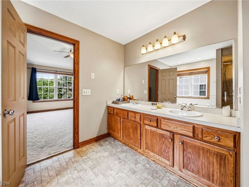 1587 Clipper Cove, Painesville, OH 44077 Photo 32