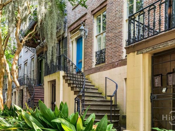 125 W Gordon Street , Savannah, GA 31401