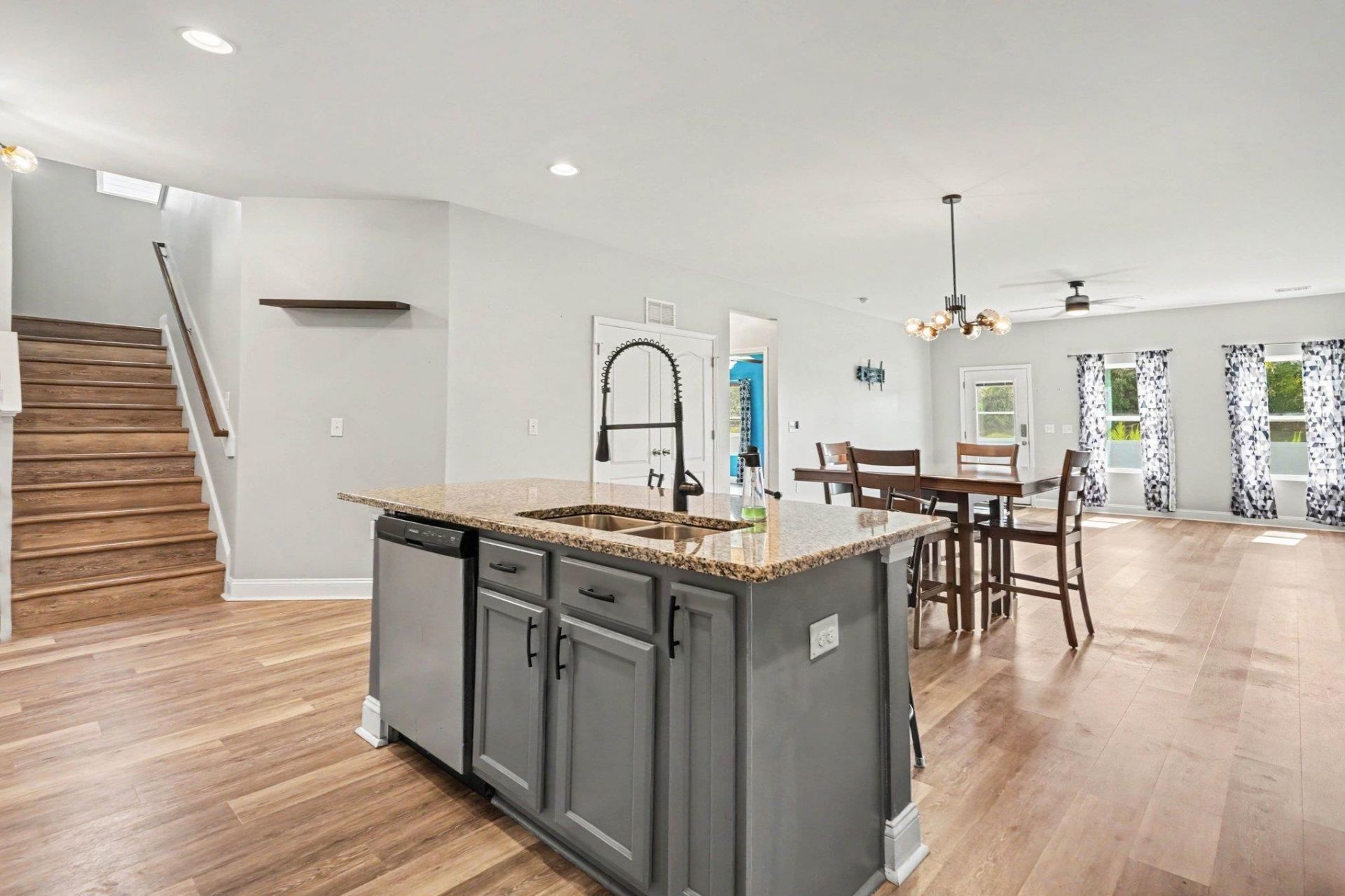 3042 Honey Clover Ct. Photo 13