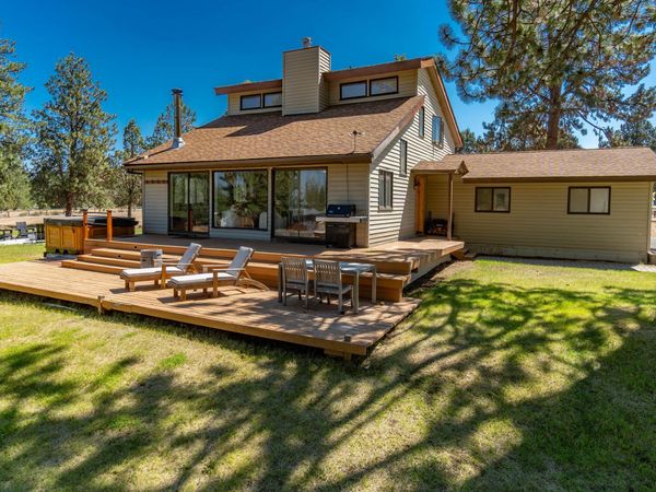 60445 Billadeau Road, Bend, OR 97702
