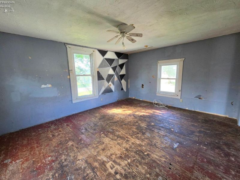 309 Ohio Avenue, Fremont, OH 43420 Photo 7