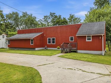 6550 Tonawanda Creek Road , Lockport, NY 14094