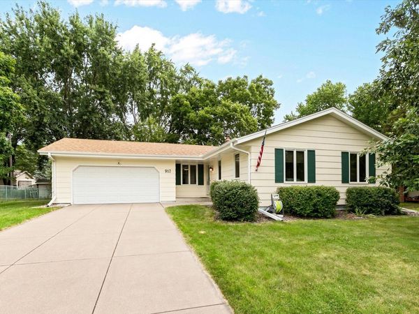 917 Arbogast Street , Shoreview, MN 55126