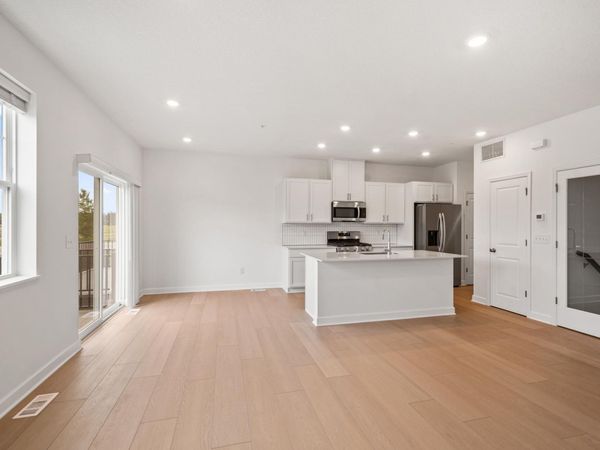 225 Huntington Drive , Waconia, MN 55387