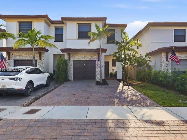 25418 SW 108th Ct , Homestead, FL 33032