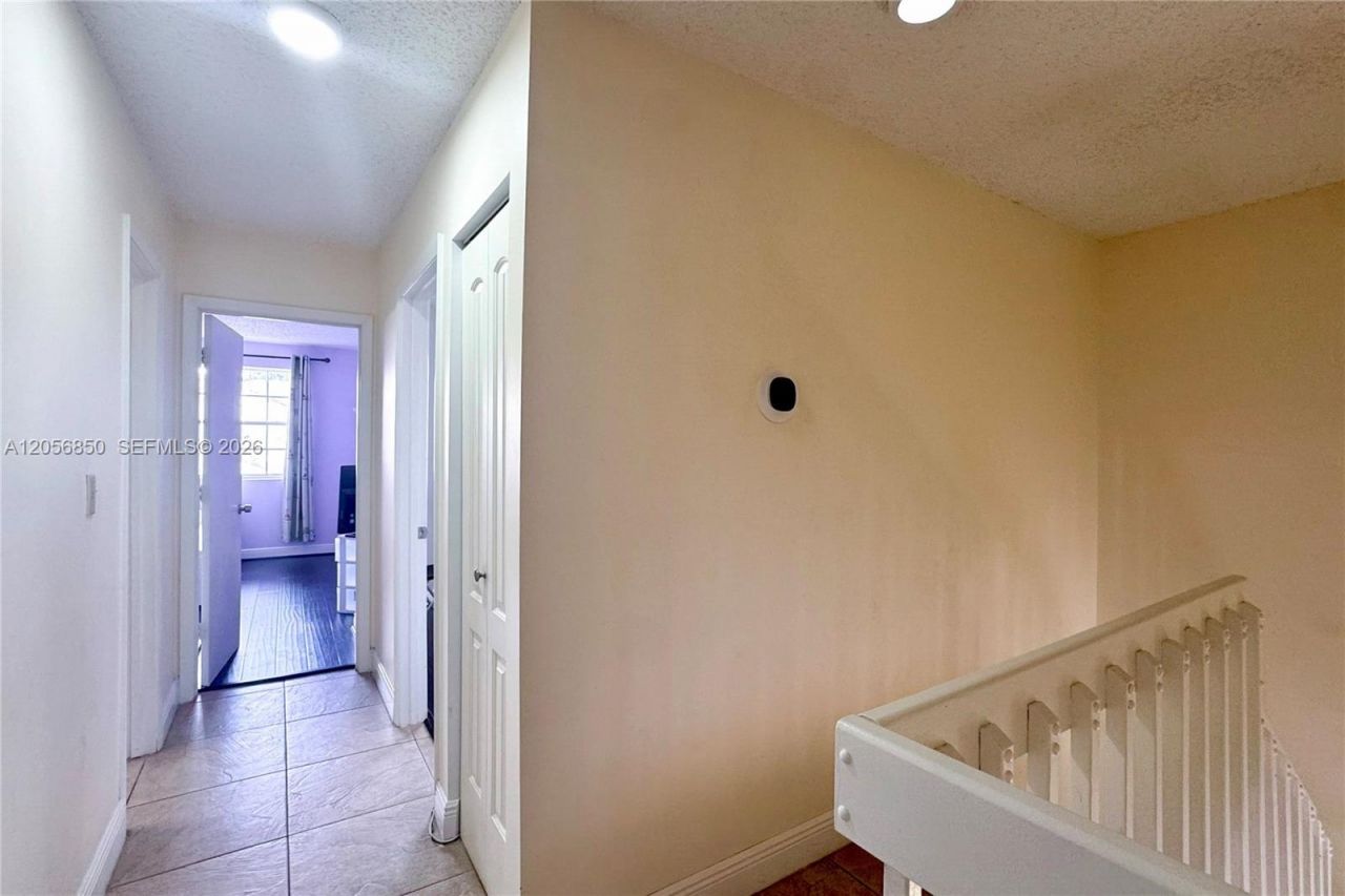 11848 SW 100th St , Miami, FL 33186 Photo