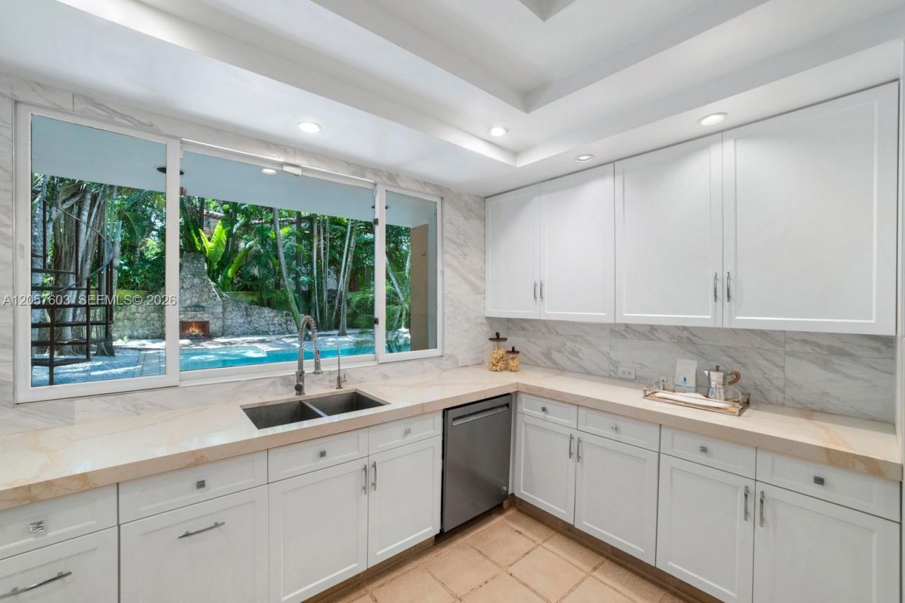 3798 Matheson Ave , Miami, FL 33133 Photo