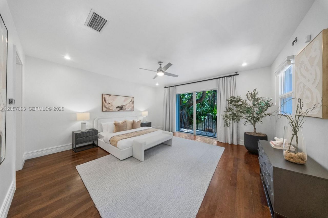 3798 Matheson Ave , Miami, FL 33133 Photo