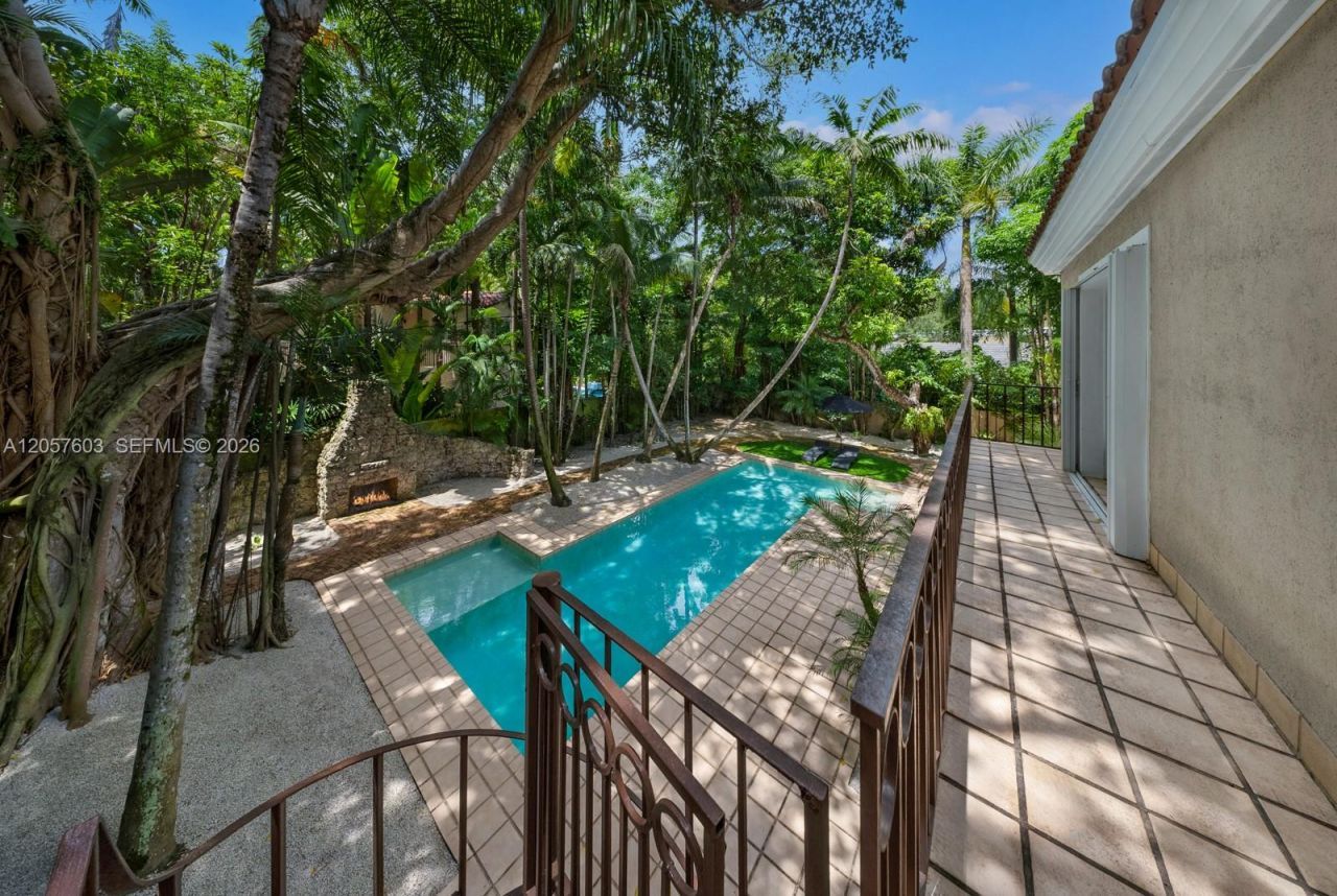 3798 Matheson Ave , Miami, FL 33133 Photo