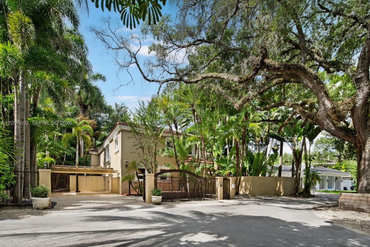 3798 Matheson Ave , Miami, FL 33133 Photo