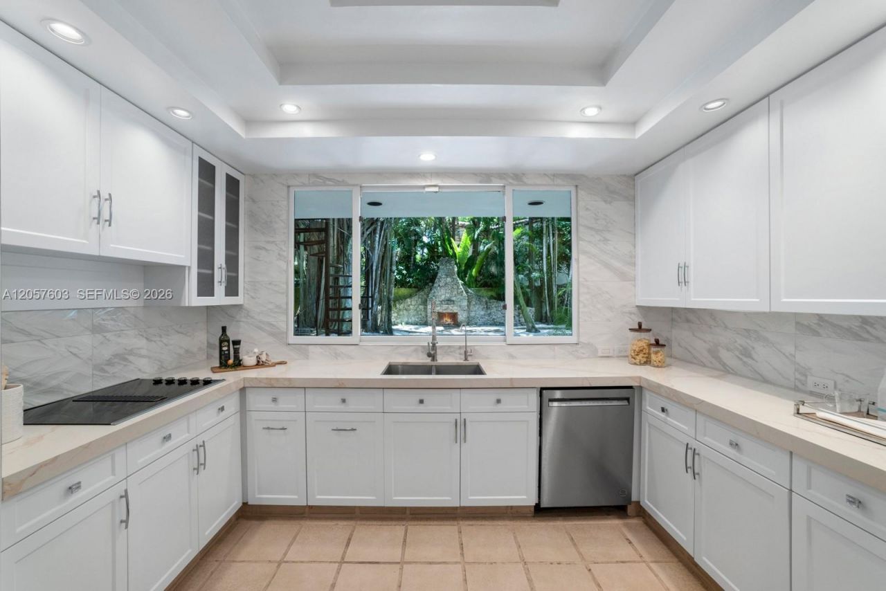 3798 Matheson Ave , Miami, FL 33133 Photo