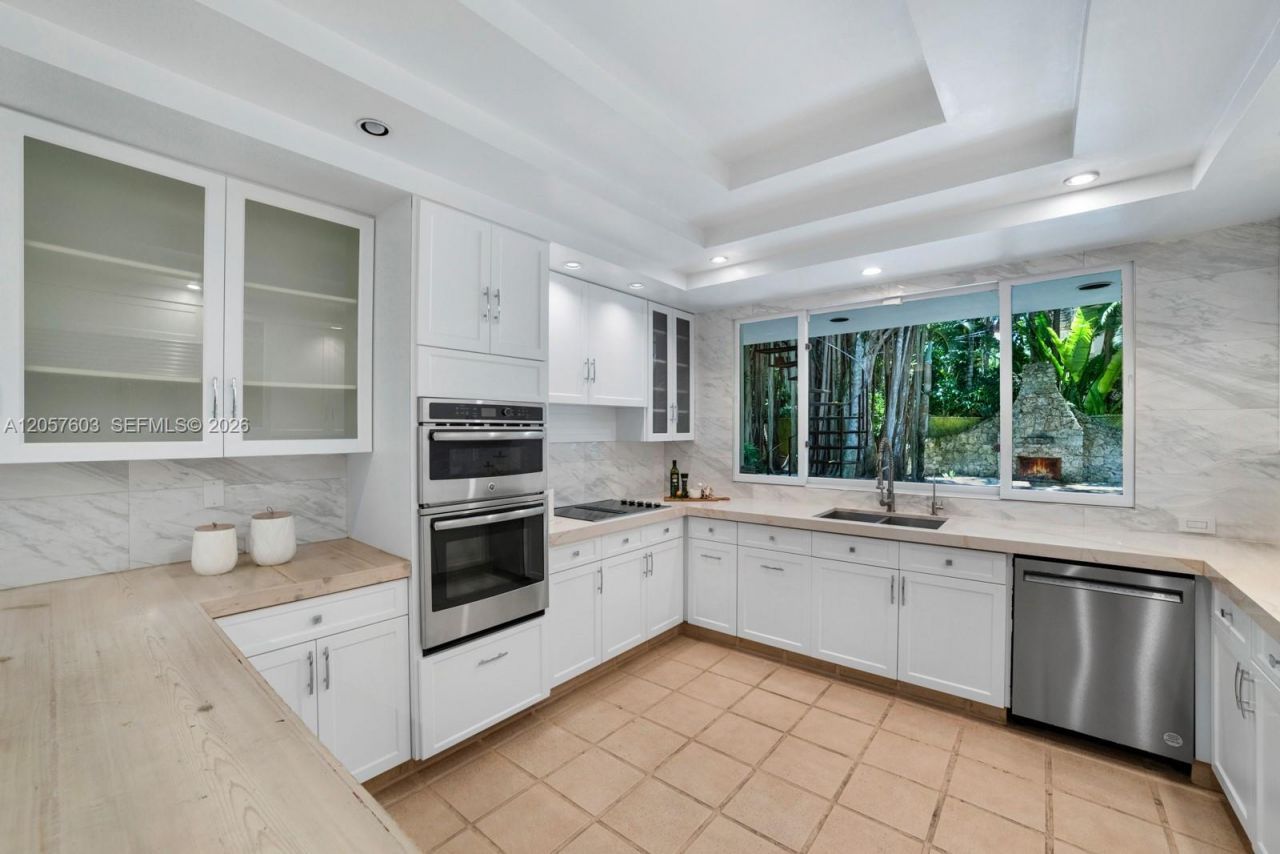 3798 Matheson Ave , Miami, FL 33133 Photo