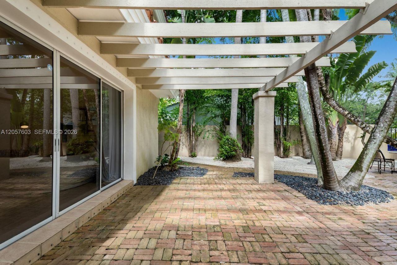 3798 Matheson Ave , Miami, FL 33133 Photo