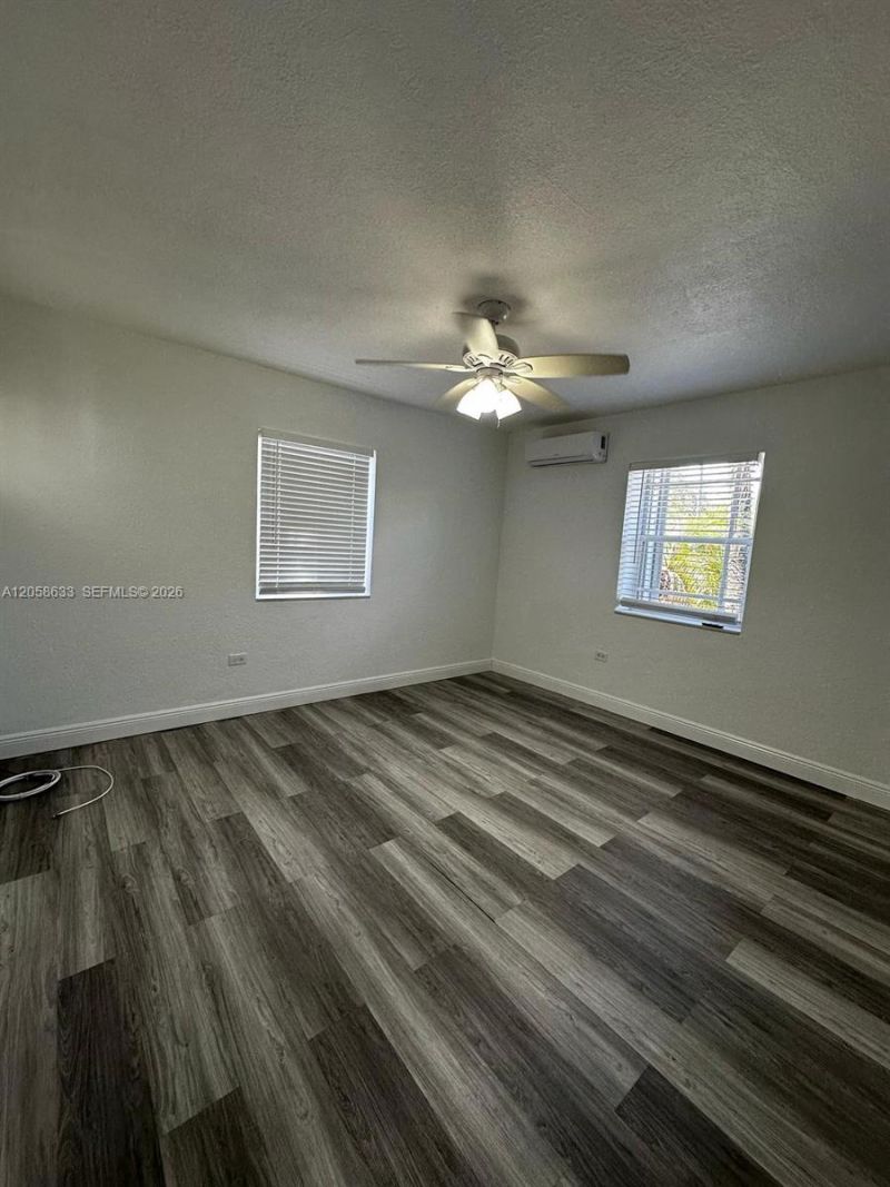 903 NE 111th St , Unit 903, Biscayne Park, FL 33161 Photo