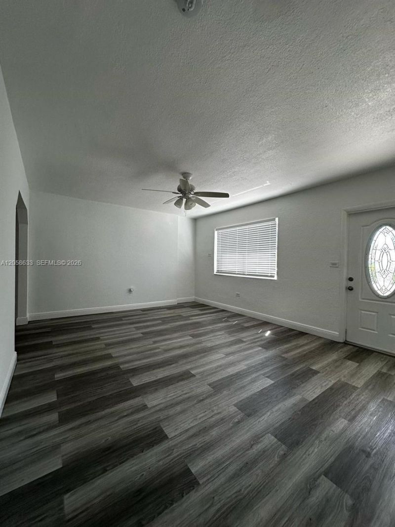 903 NE 111th St , Unit 903, Biscayne Park, FL 33161 Photo