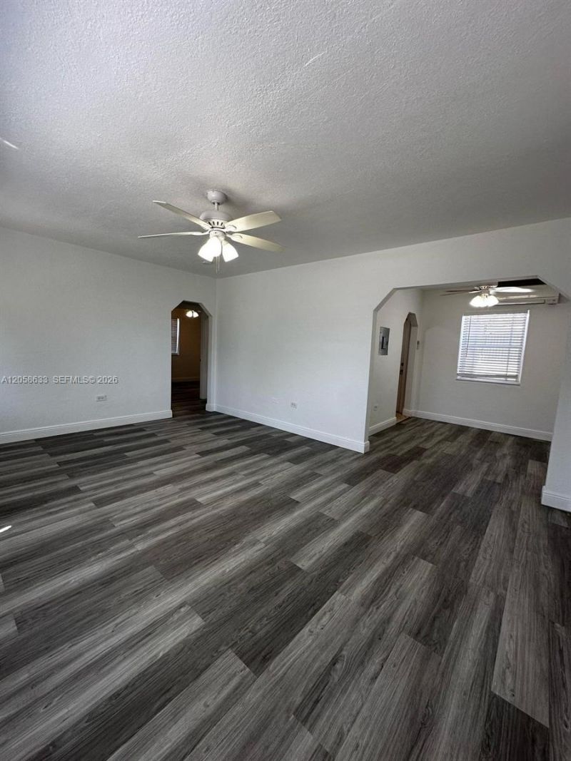 903 NE 111th St , Unit 903, Biscayne Park, FL 33161 Photo