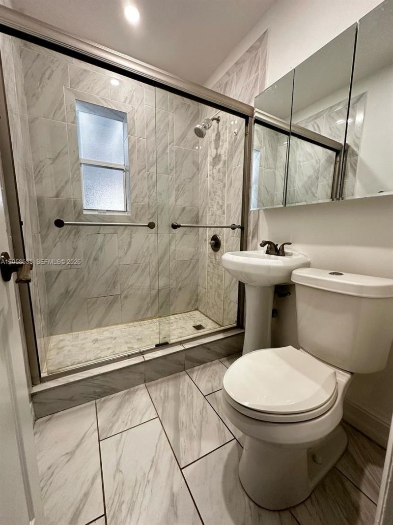 903 NE 111th St , Unit 903, Biscayne Park, FL 33161 Photo