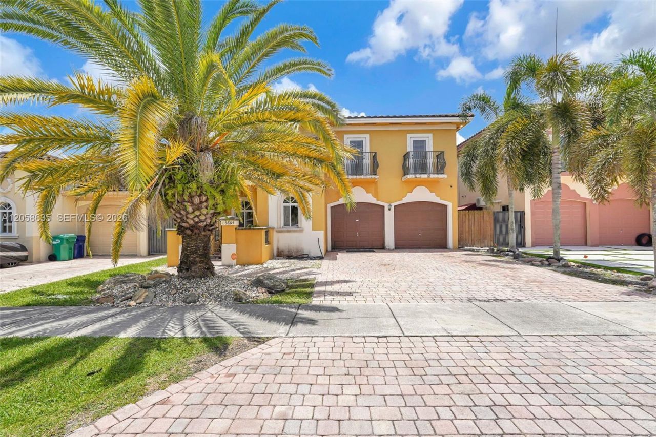 15664 SW 12th Ter , Miami, FL 33194 Photo