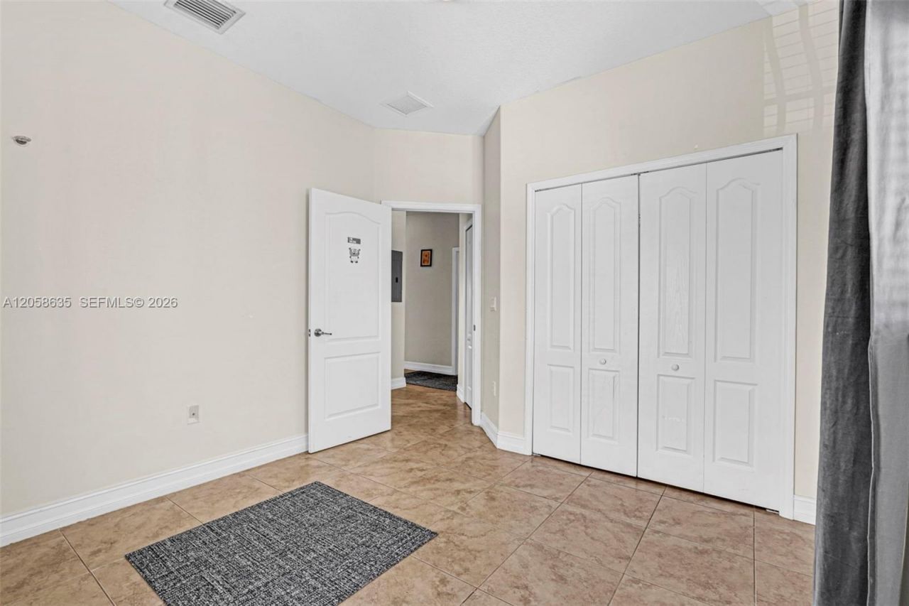 15664 SW 12th Ter , Miami, FL 33194 Photo