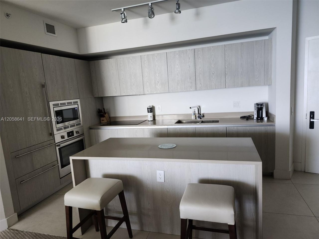 4111 S Ocean Dr, Unit 3610, Hollywood, FL 33019 Photo