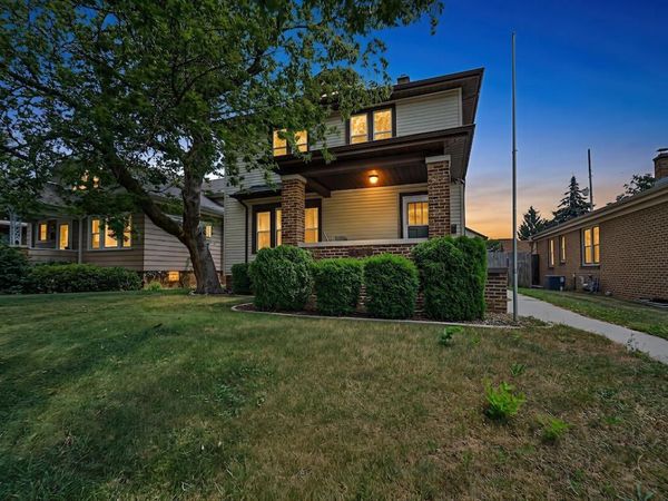 2045 Deane BOULEVARD, Racine, WI 53403