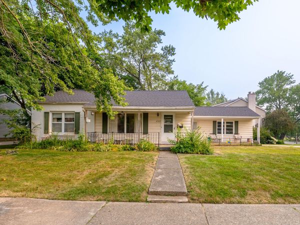 2505 Boston Street SE, Grand Rapids, MI 49506