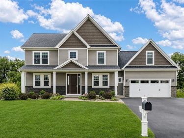 22 Tea Olive Lane , Fairport, NY 14450