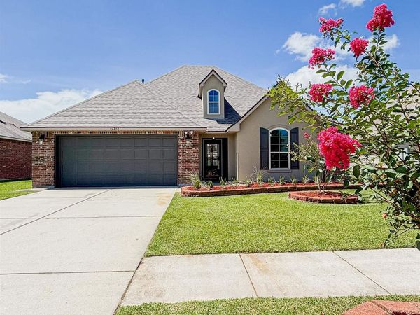 42343 Jadestone Ave, Prairieville, LA 70769