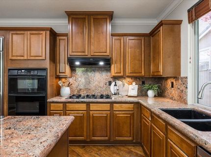 1084 Elsworth Way, Folsom, CA 95630 Photo