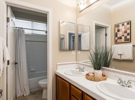 1084 Elsworth Way, Folsom, CA 95630 Photo