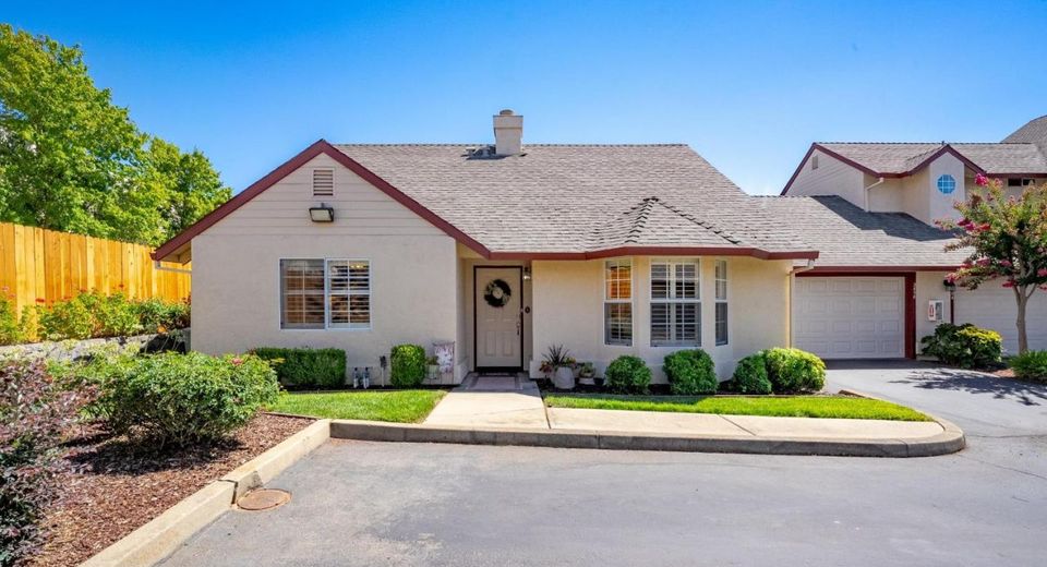 3858 Olivebranch Ln, Carmichael, CA 95608 Photo