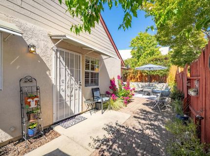 3858 Olivebranch Ln, Carmichael, CA 95608 Photo