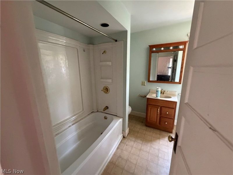 1273 Girard Street, Akron, OH 44301 Photo 16
