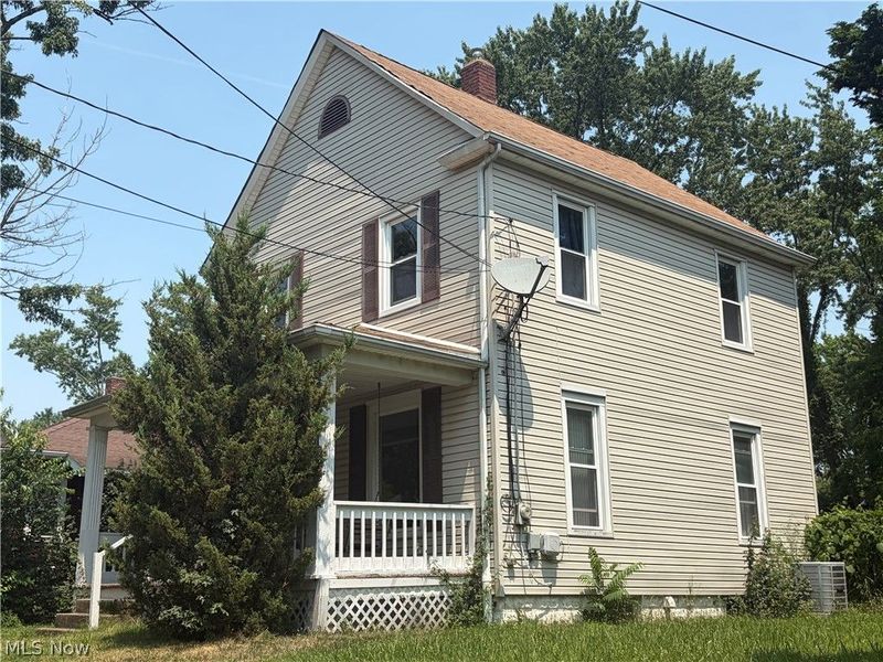 1273 Girard Street, Akron, OH 44301 Photo 2