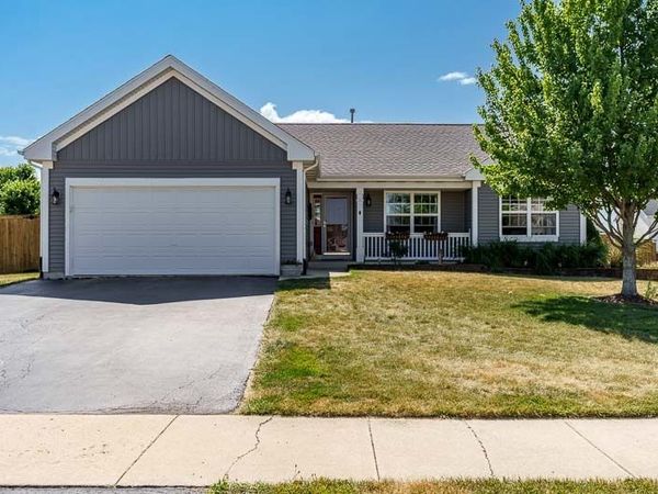 5649 THRIBBLE CROSS , Roscoe, IL 61073