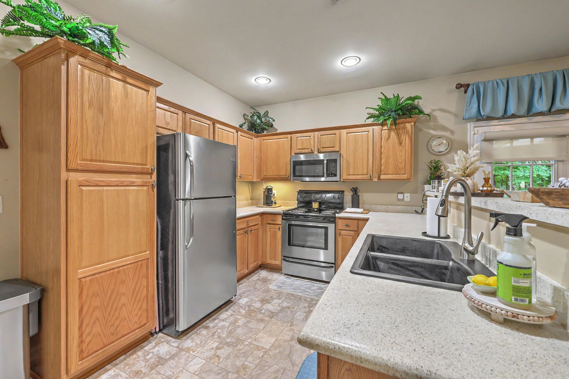8693 Grassy Oak Trail Photo 13