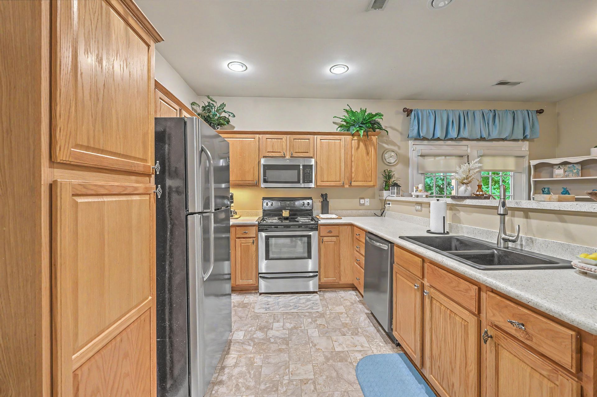 8693 Grassy Oak Trail Photo 14