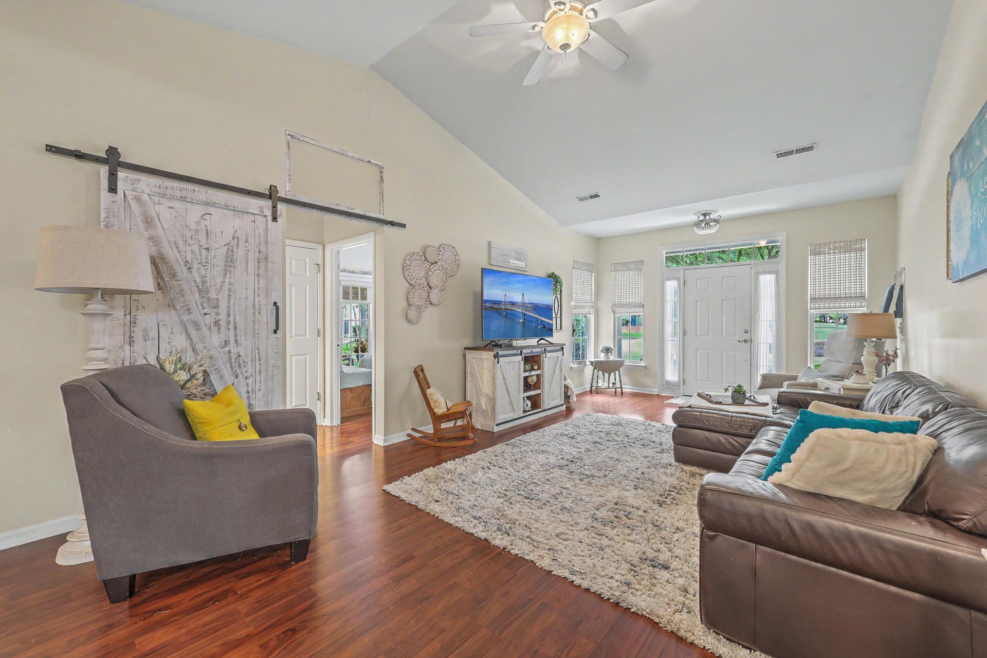 8693 Grassy Oak Trail Photo 9