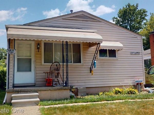 19154 Antago Boulevard , Livonia, MI 48152