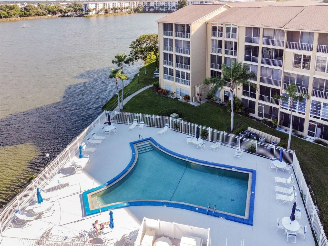 3074 Lake Bayshore Dr, Unit O-120, Bradenton, FL 34205 Photo