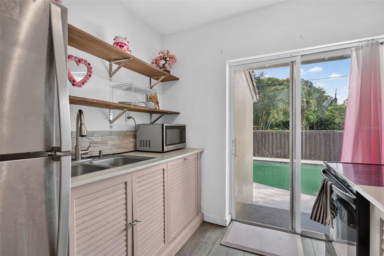 732 NW 18th Street, Fort Lauderdale, FL 33311 Photo
