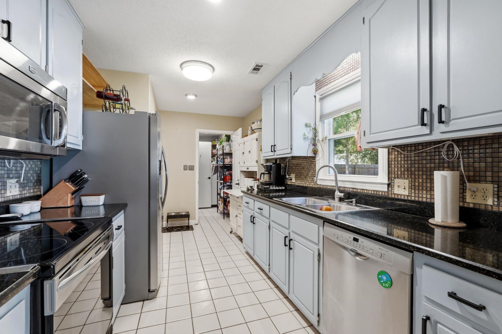 173 Brookgate Dr. Photo 14