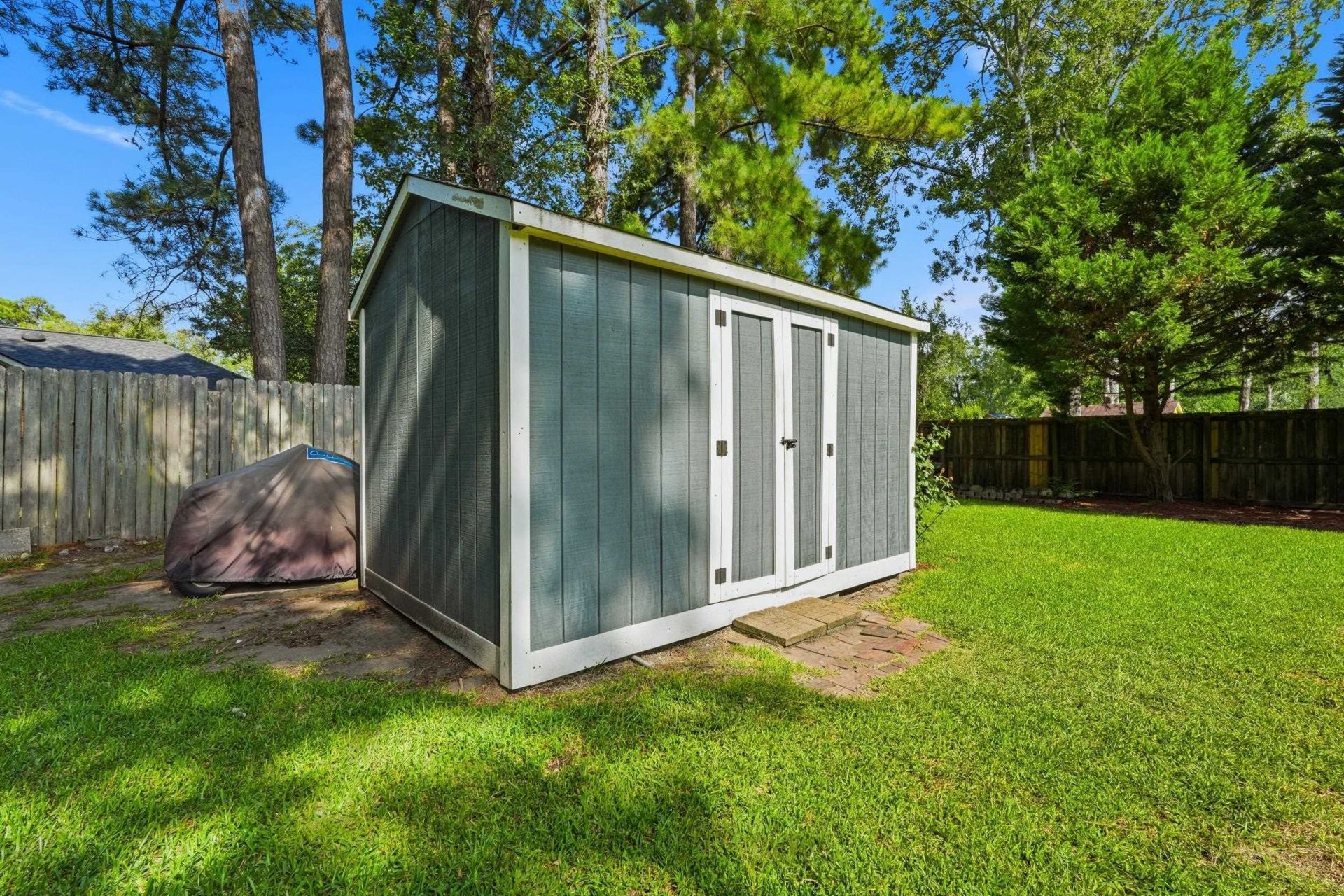 173 Brookgate Dr. Photo 36