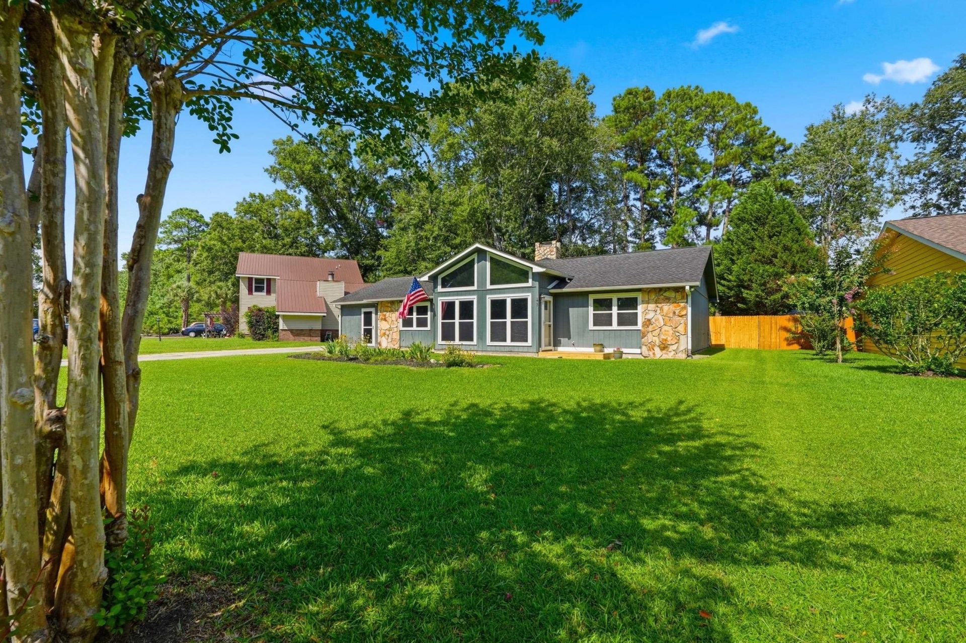 173 Brookgate Dr. Photo 5